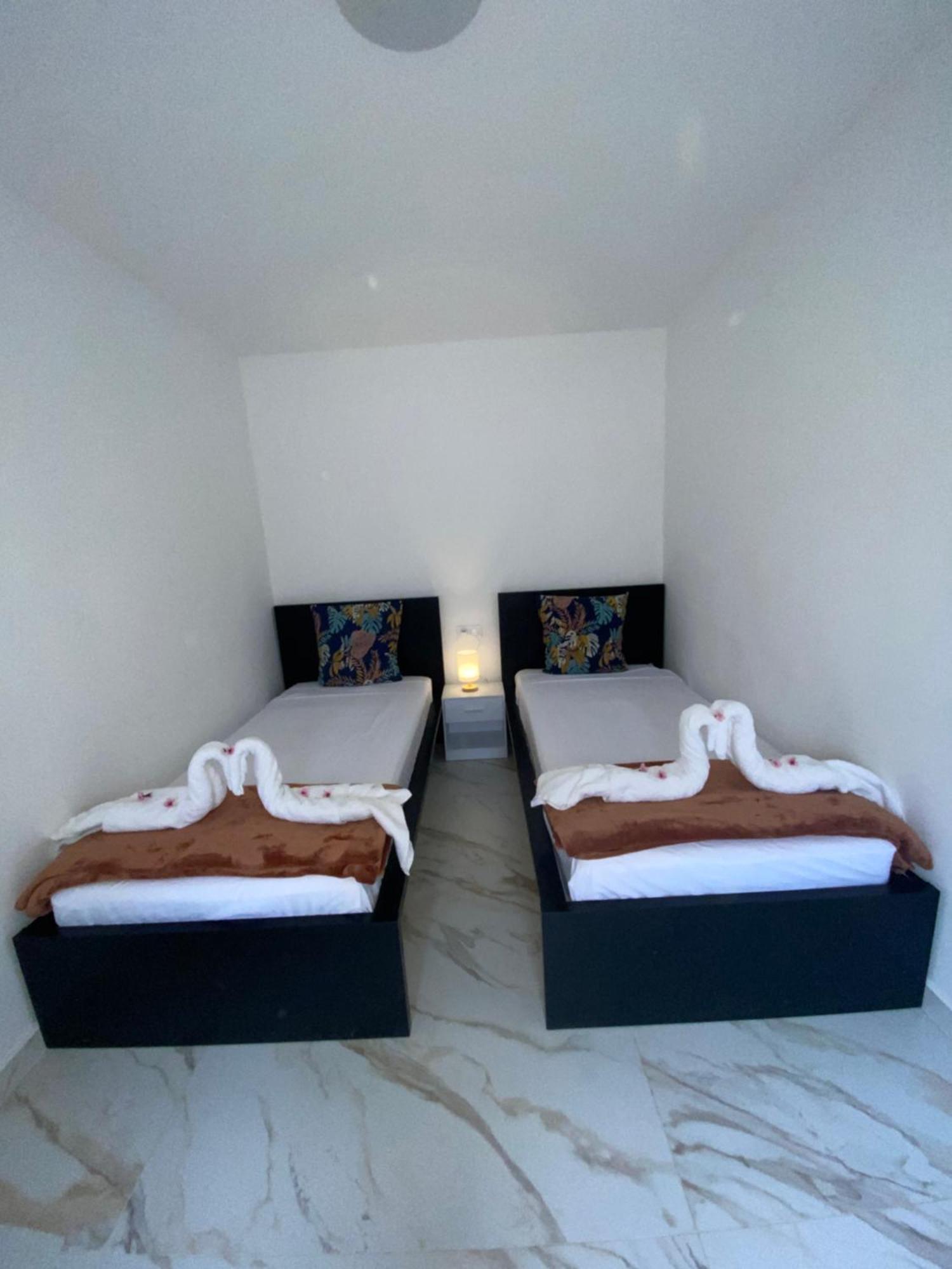 Ferienwohnung Requesens Playa Empuriabrava Exterior foto